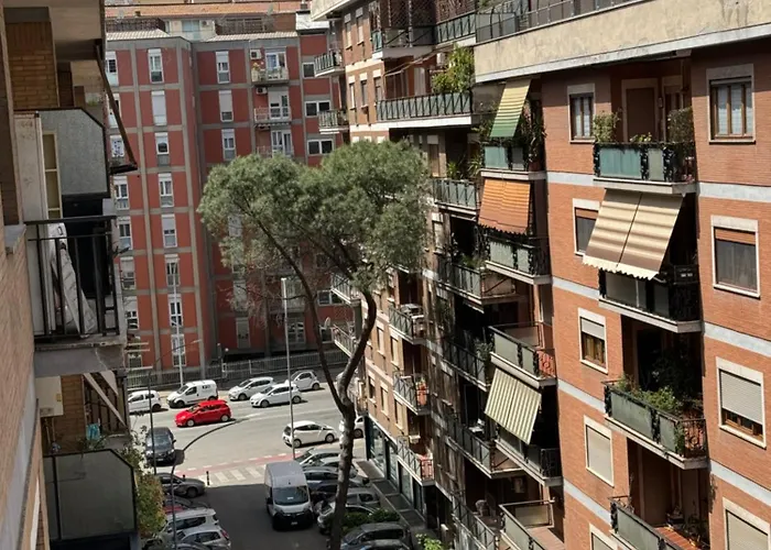 Konukevi Cerreto Housing 4*